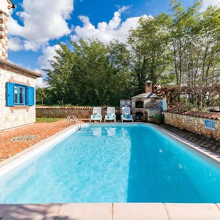 Villa-Johanna Kaštelir エクステリア 写真